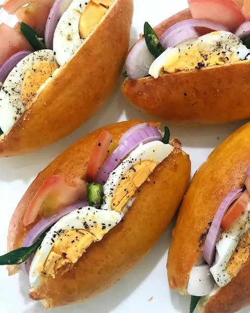 Egg Butter Bun