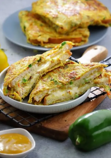 Cheese Bread Omelette