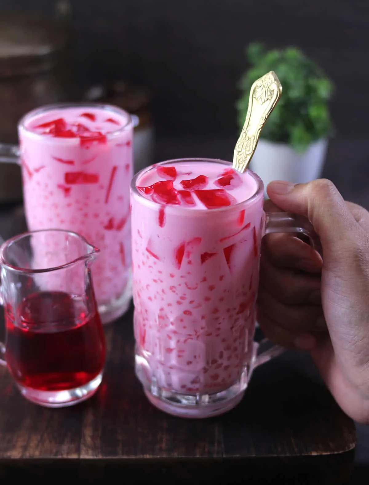 Rose milk