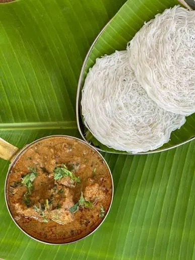 Idiyappam (1 Piece) + Non Veg Kurma