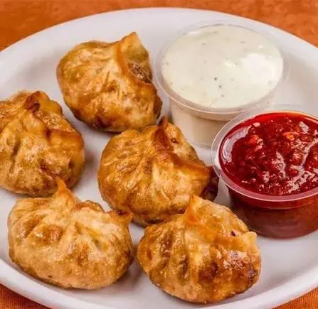 Paneer Fried Momos [6 Pieces]