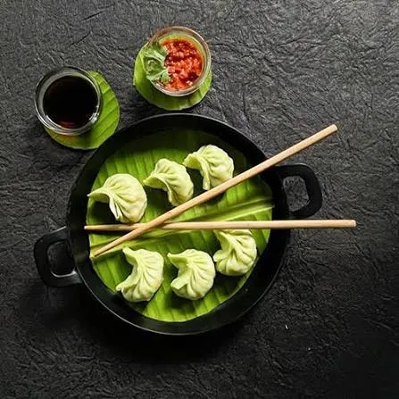 Mix Veg Schezwan Momos [6 Pieces]
