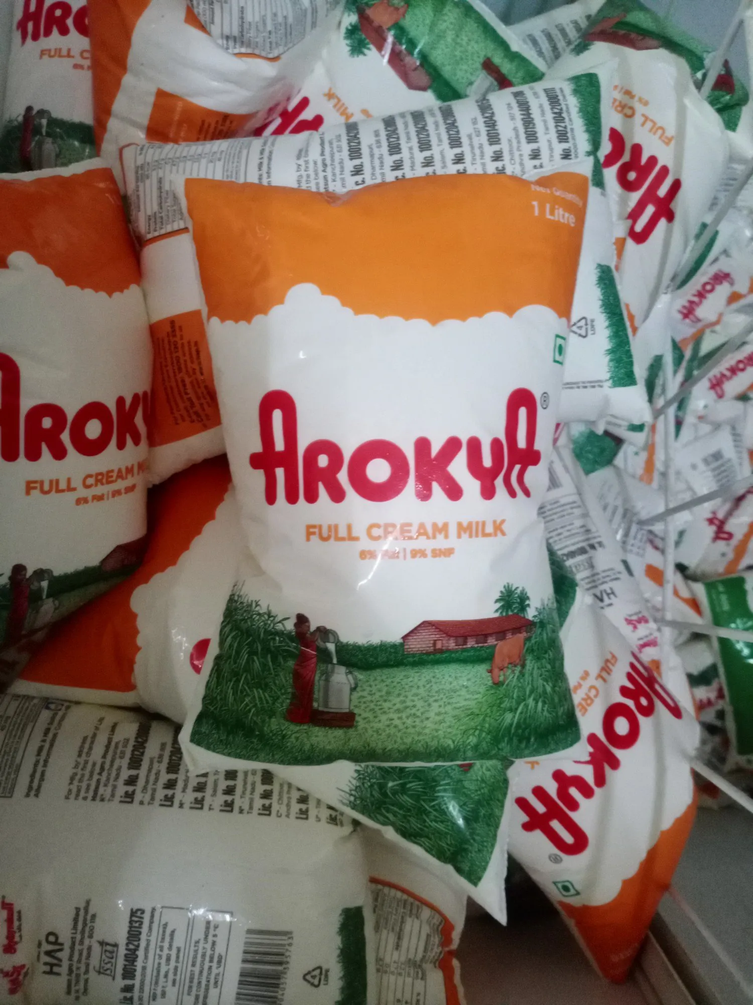 Full Cream Milk (1 Ltr)