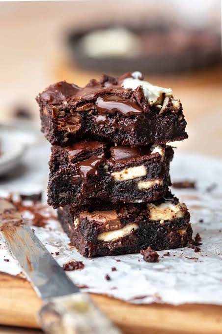 Triple Chocolate Brownie (Piece)