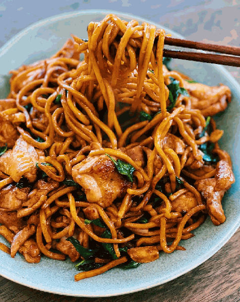 Schezwan Chicken Noodles