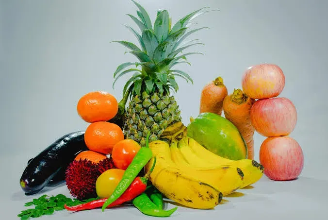 Fresh Fruits & Vegetables logo